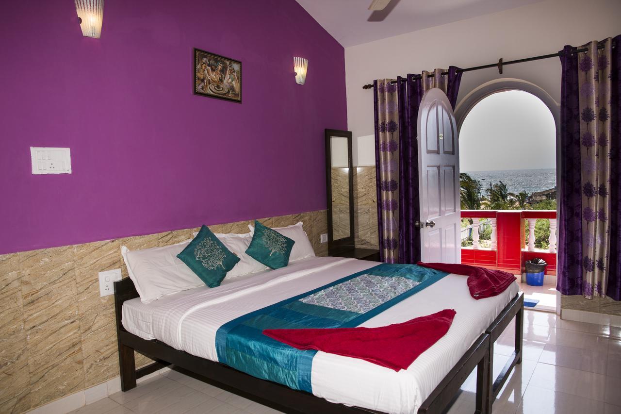 Oceans 7 Inn Calangute Exterior photo