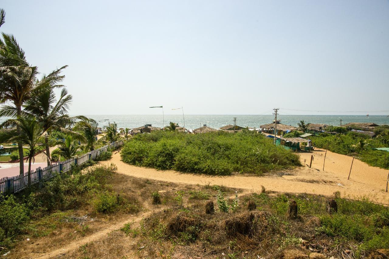 Oceans 7 Inn Calangute Exterior photo